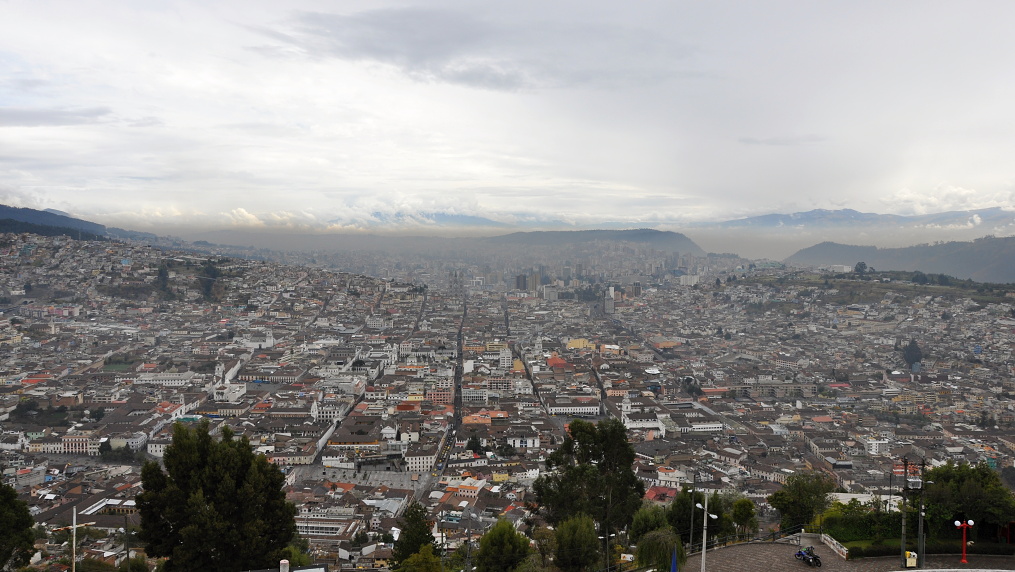 Quito, pohled z El Panecilla